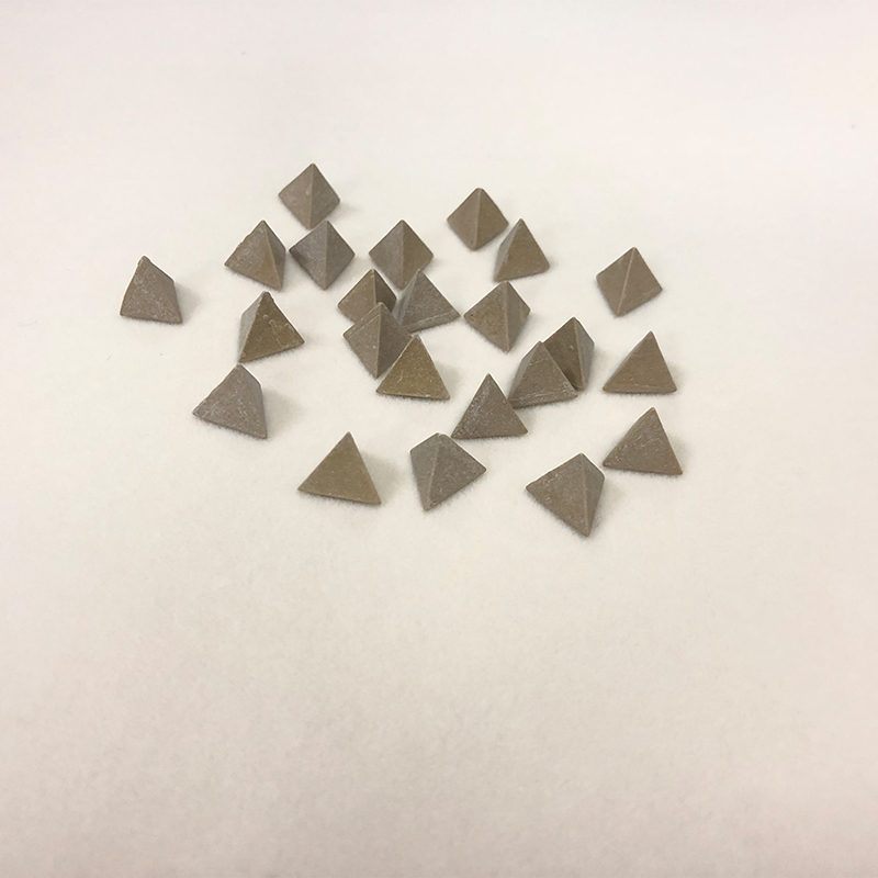 Plastic Media-Trtrahedron